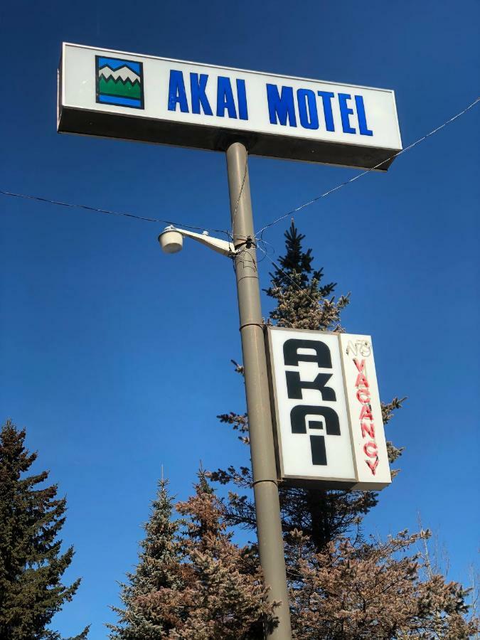 Akai Motel Canmore Bagian luar foto
